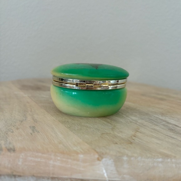 Vintage Italian Alabaster Trinket Box - Picture 5 of 6